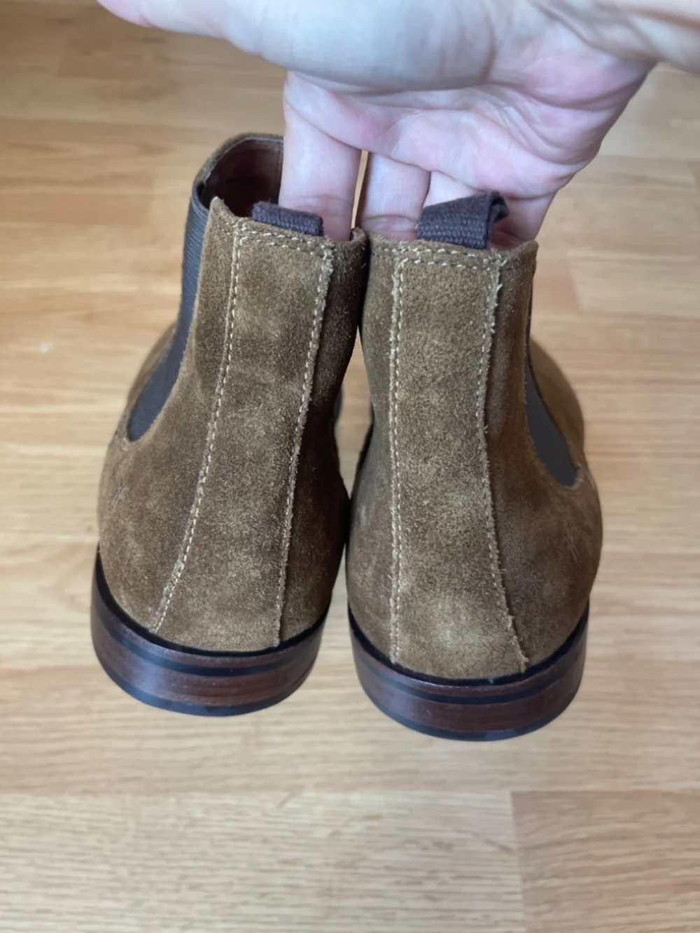 Frye Men’s Plain Toe Dylan Brown Suede Ankle Pull On Boots Size 13